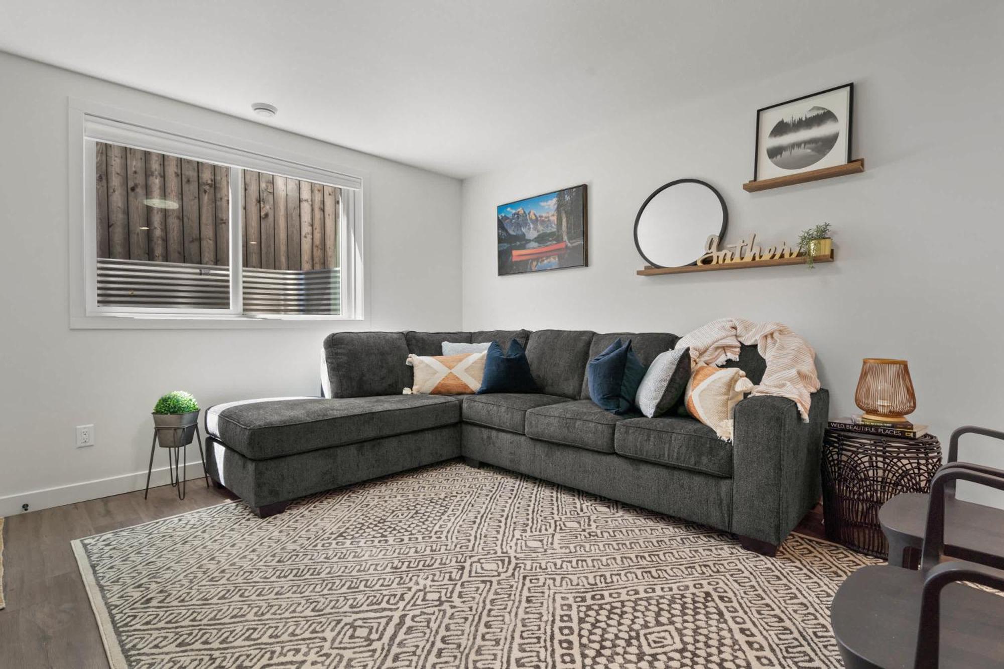 Villa Livingston Way I Sleep 6 I Netflix I Kitchen I Tv Pincher Creek Exterior foto